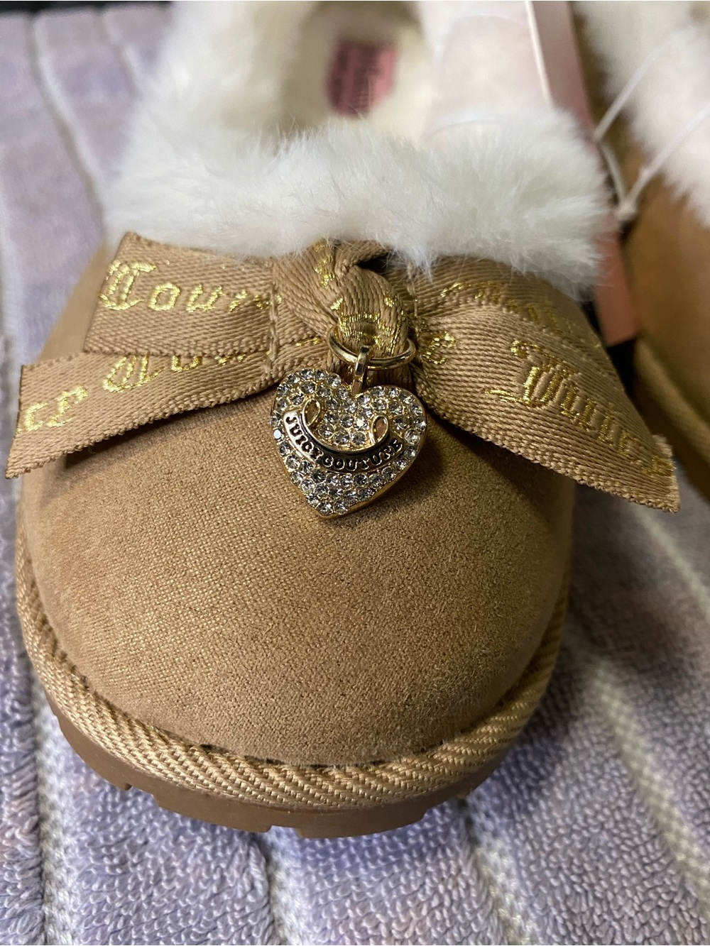 Juicy Couture Faux Fur Ballet Flat Slippers Tan Gold Bow Charm NWT Size 9